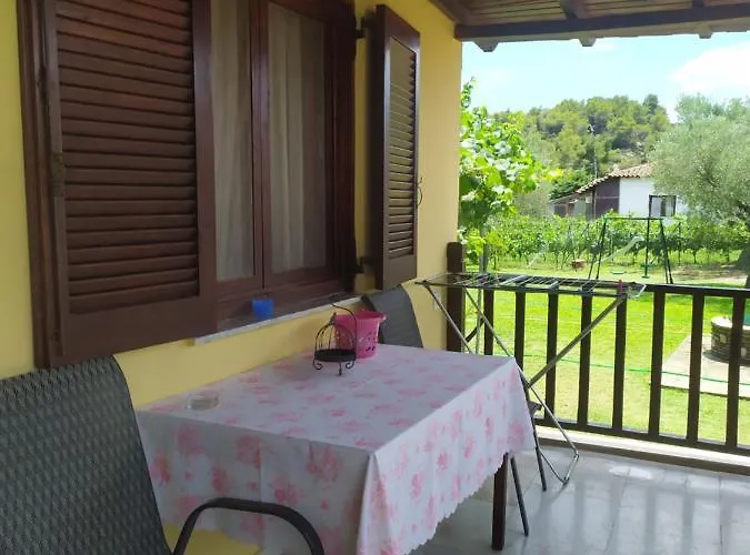 Casa vacanze Ioannis Stagkonis House 1 *