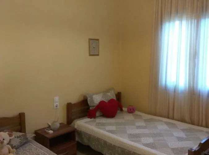 Ioannis Stagkonis House 1 *